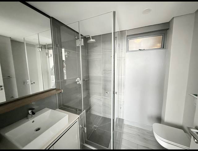 1 BEDROOM APARTMENT TO LET IN UMHLANGA RIDGE